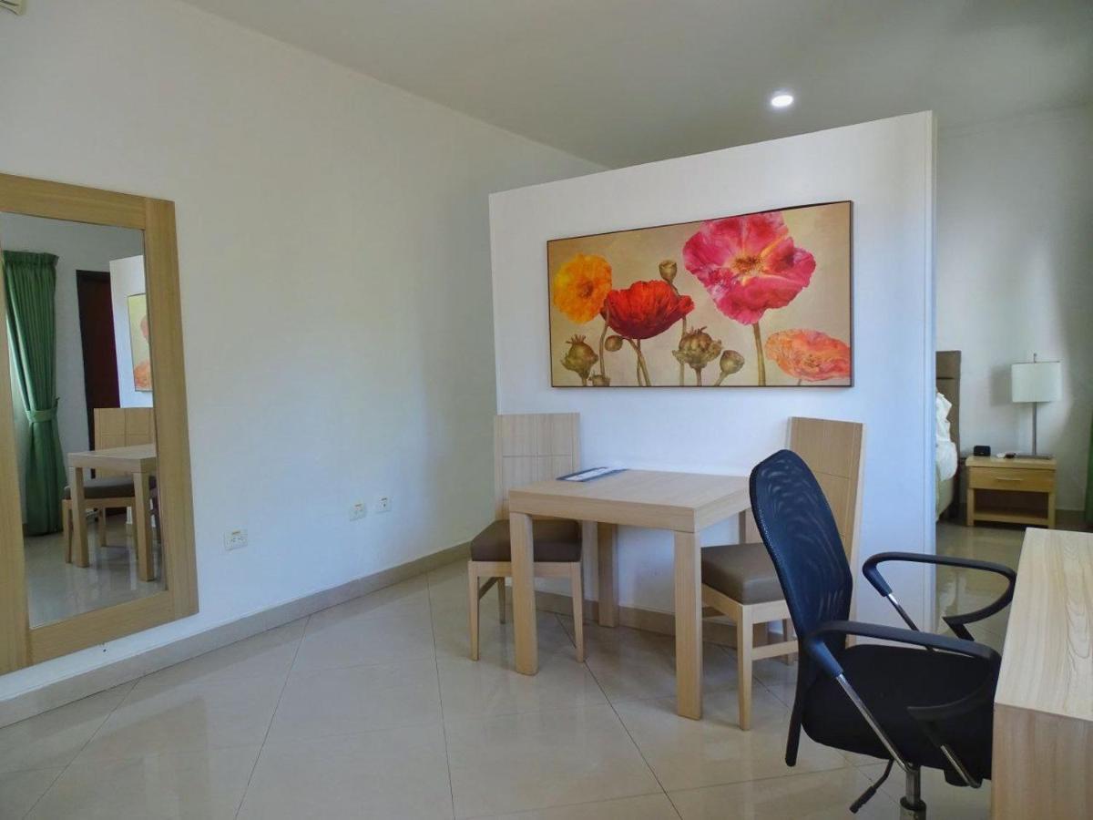 Hotel Neiva Plaza מראה חיצוני תמונה