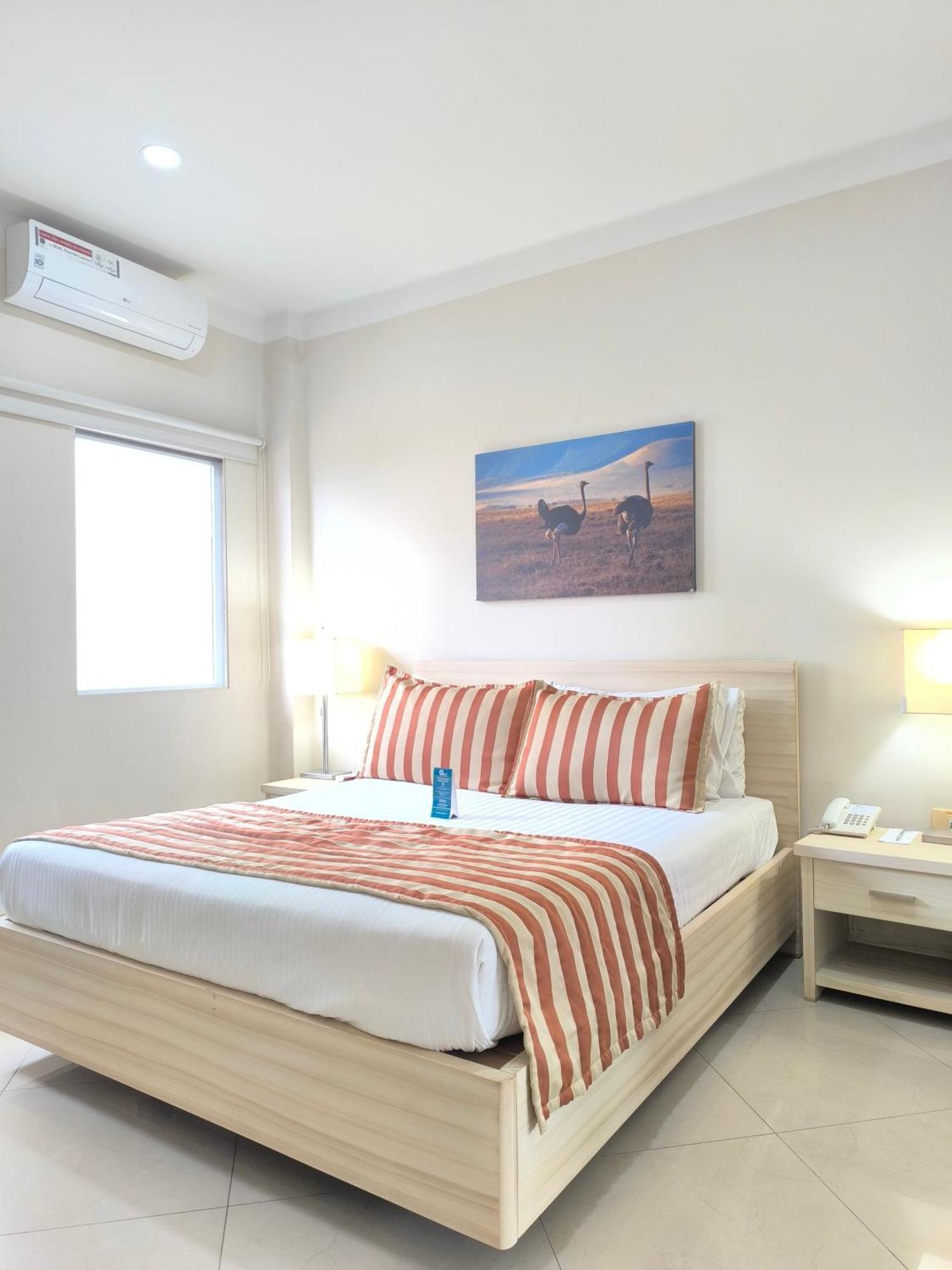 Hotel Neiva Plaza מראה חיצוני תמונה