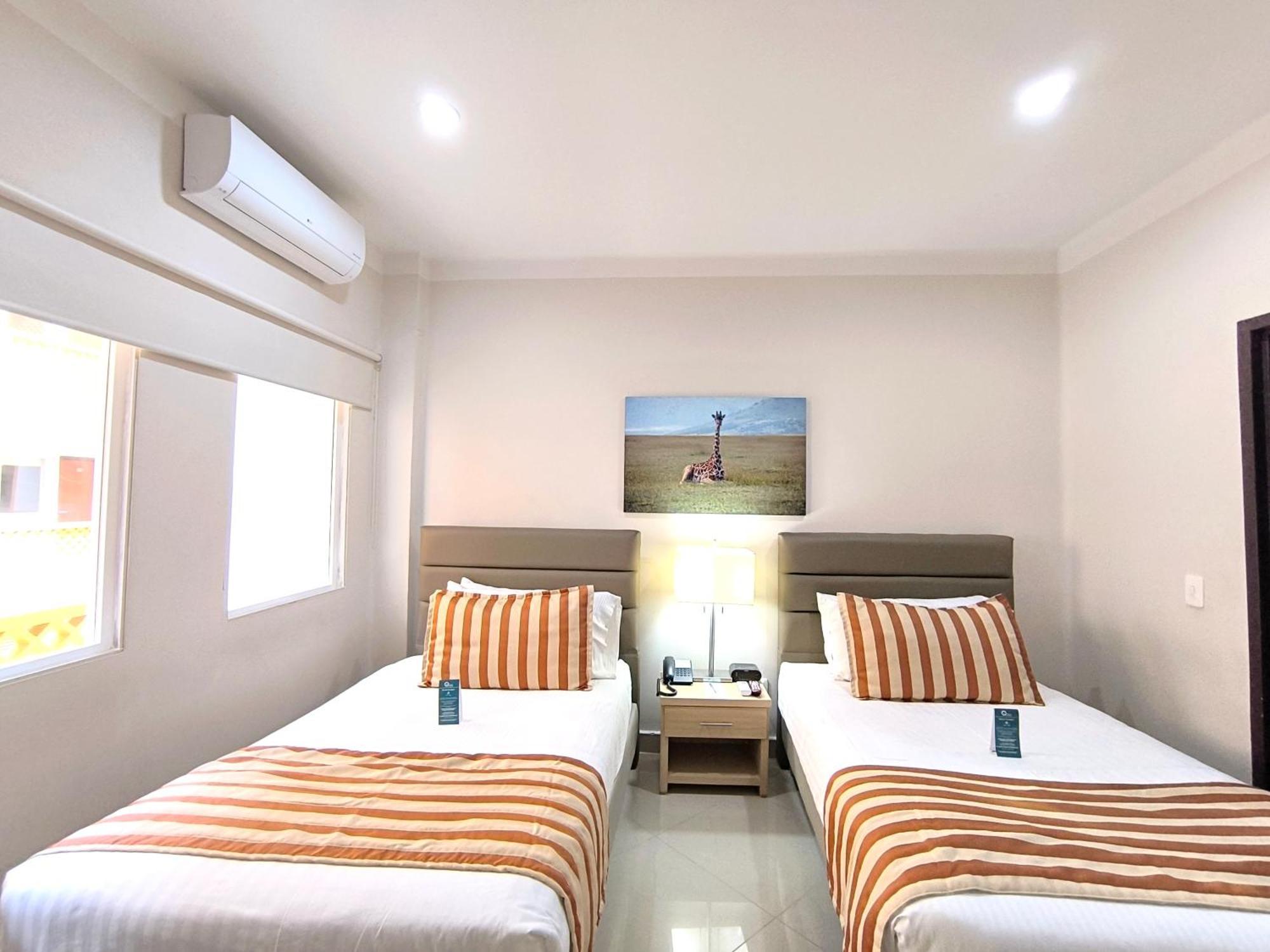 Hotel Neiva Plaza מראה חיצוני תמונה